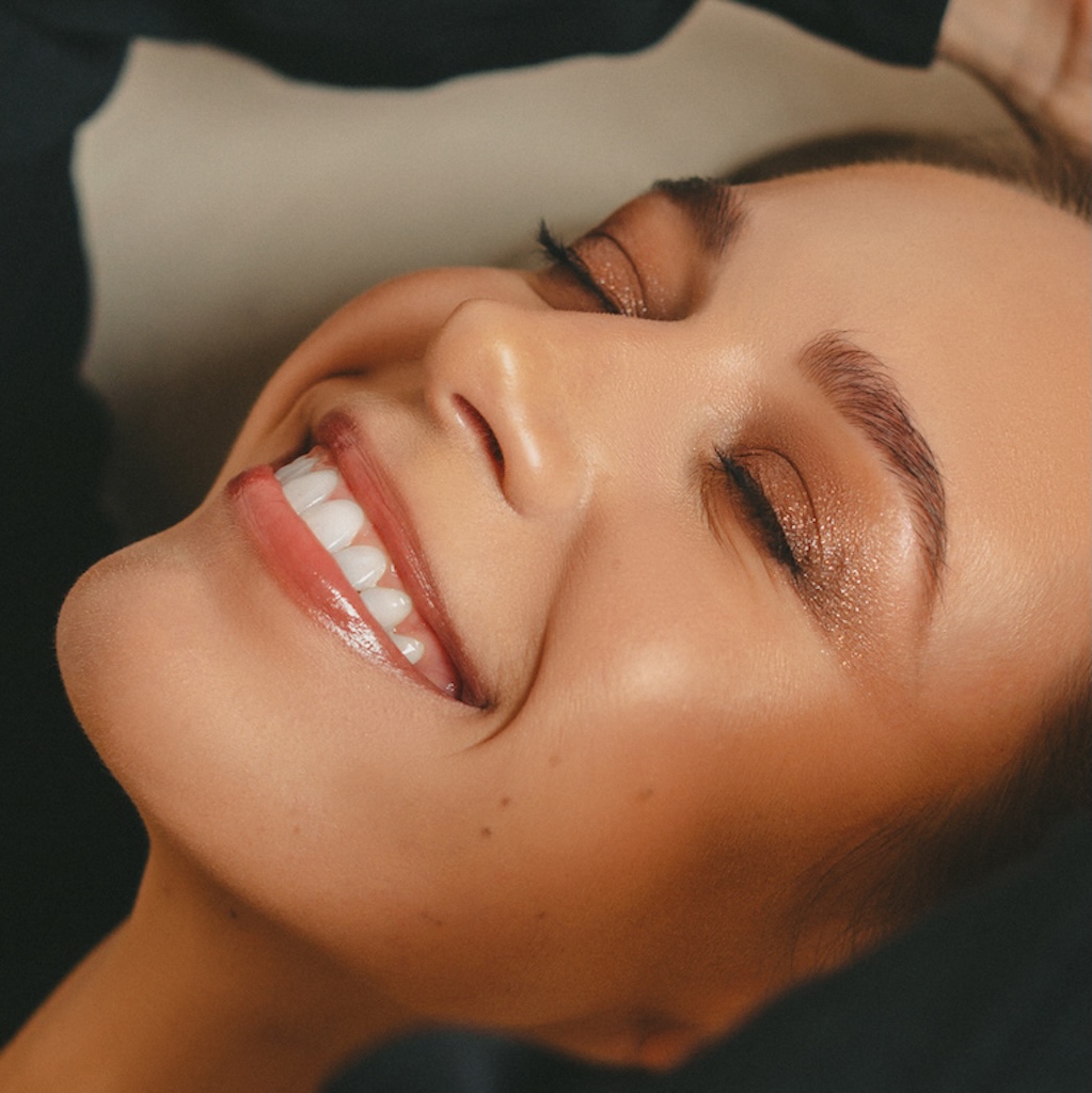 Red carpet makeup look 3